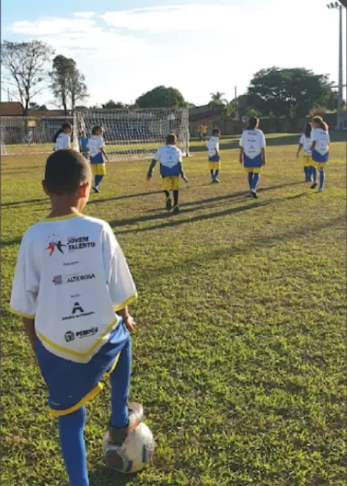 Início dos projetos culturais e esportivos